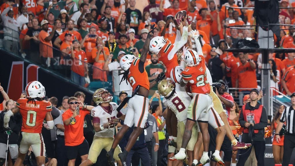 Miami învinge Florida State în prelungiri după două încercări Hail Mary