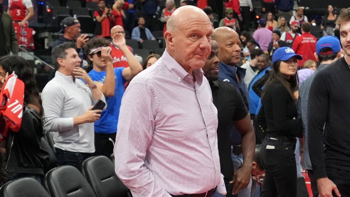 Steve Ballmer acceptă sancţiunile NBA şi renunţă la acţiuni legale